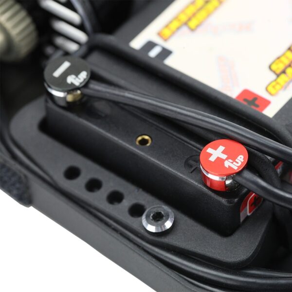 1up Racing LowPro Bullet Plug Grips – Red/Black + LowPro Bullet Plugs 4mm (2pcs) - Image 2